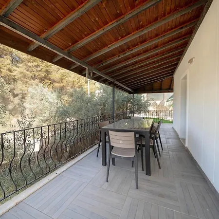 Villa Ayvaz 3 Tripleks Oludeniz