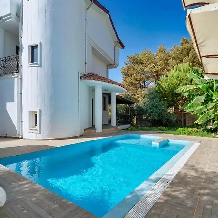 Villa Ayvaz 3 Tripleks Villa